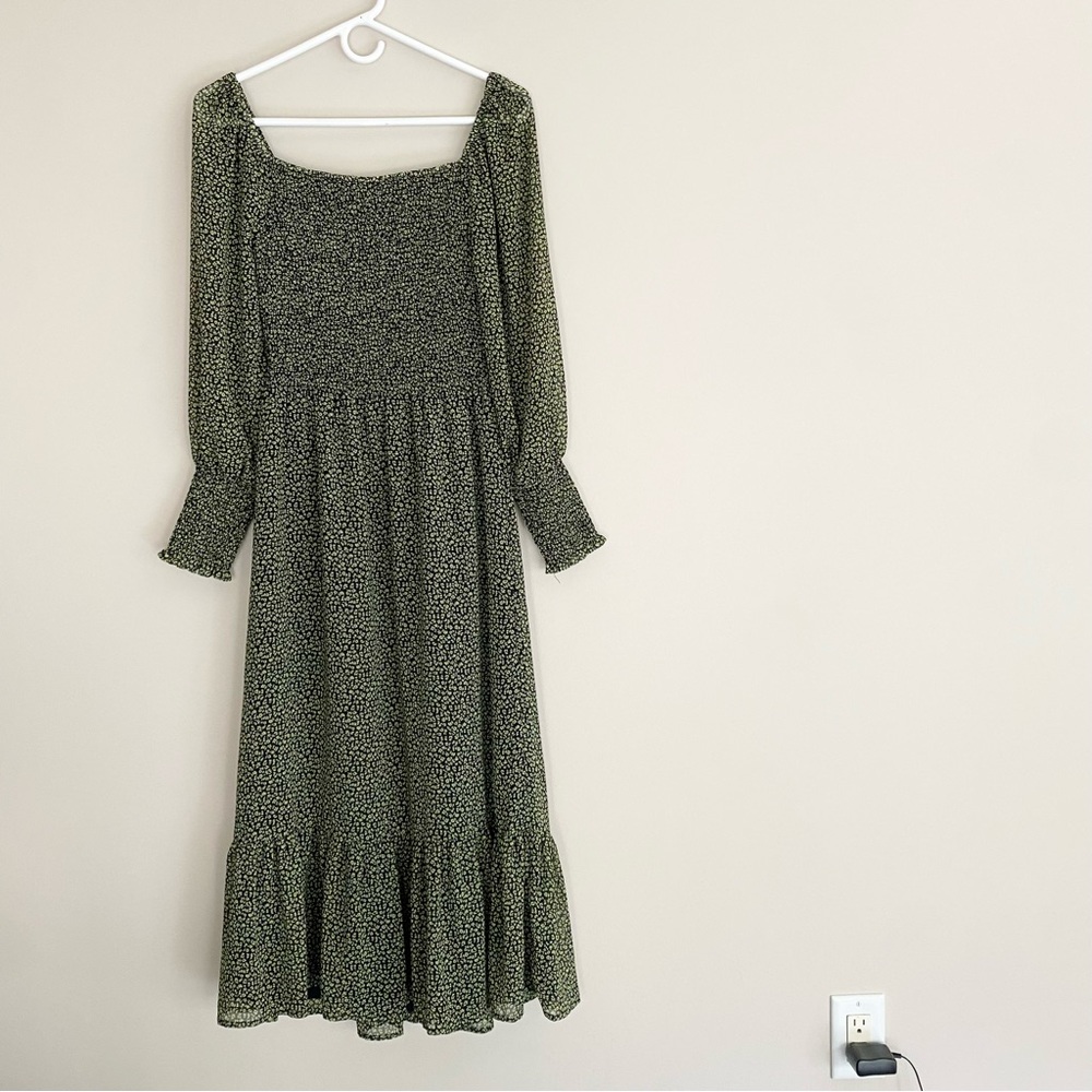 cupcakes and cashmere Demi Floral Dress SMALL